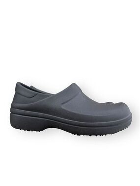 Crocs Women's Neria Pro II Black Work Clogs Slip-Resistant Comfort size 7
